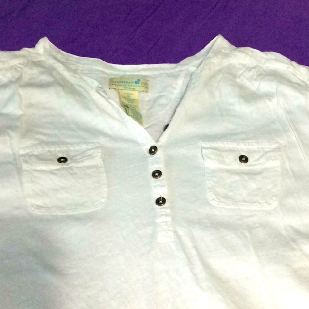 Caribbean Joe short sleeve white blouse.  B4